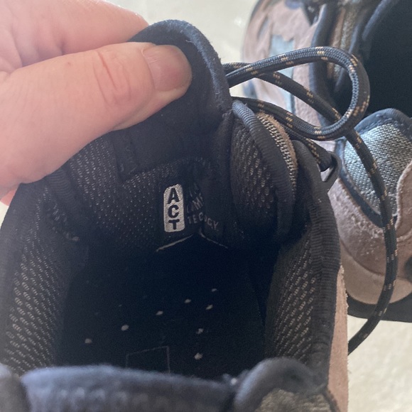 TIMBERLAND WOMENS 9.5  BSFP MOTION EFFICIENCY SYSTEM HIKING SHOE - Picture 6 of 9